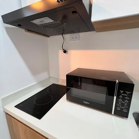 Cozy Near Beach & Airport Apartamento Cartagena